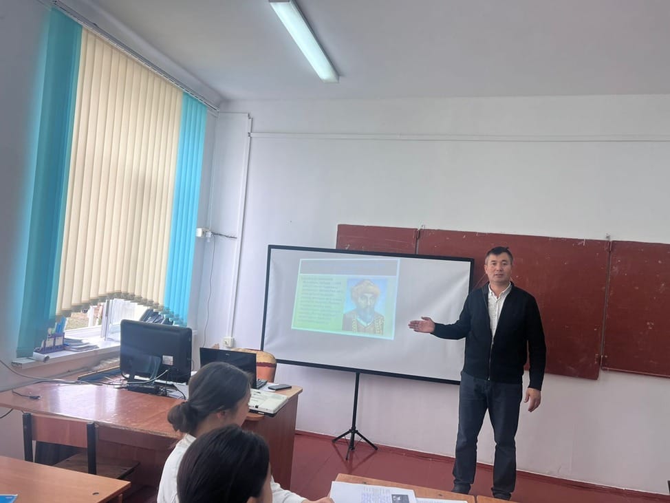 Махмуд  Қашқаридың туылғанына 995 жыл атты танымдық  сабақ өткізілді.