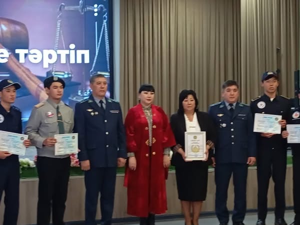 «Жас қыран» жас полицияның көмекшілері тобы мен жетекшісі Тленчиева Жазира Тулегеновна ІІ дәрежелі дипломмен марапатталды.