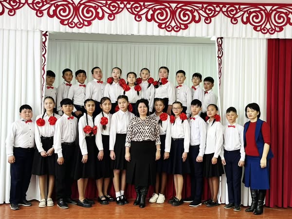 Патриоттық тақырыпта 7"Ә" сыныбы  "Бұл жаңа Қазақстан" әнін тарту етті.